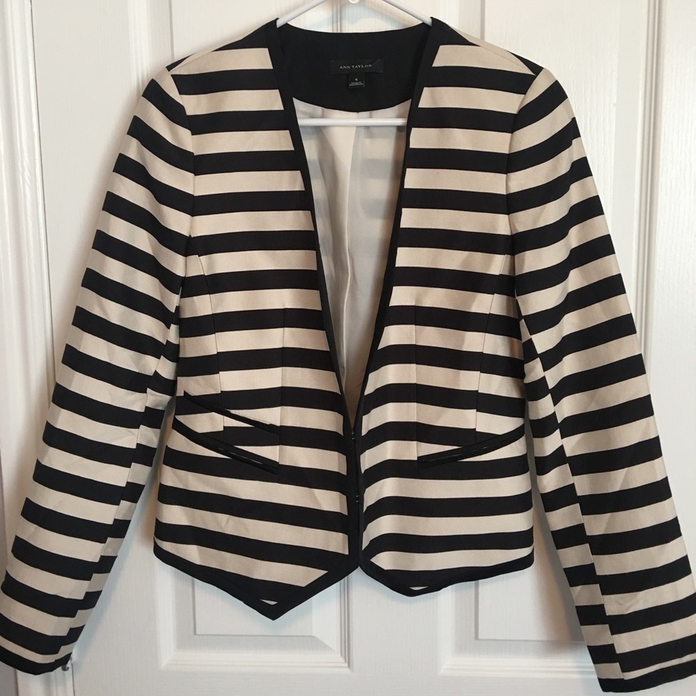 Ann Taylor Black and White Striped Blazer
